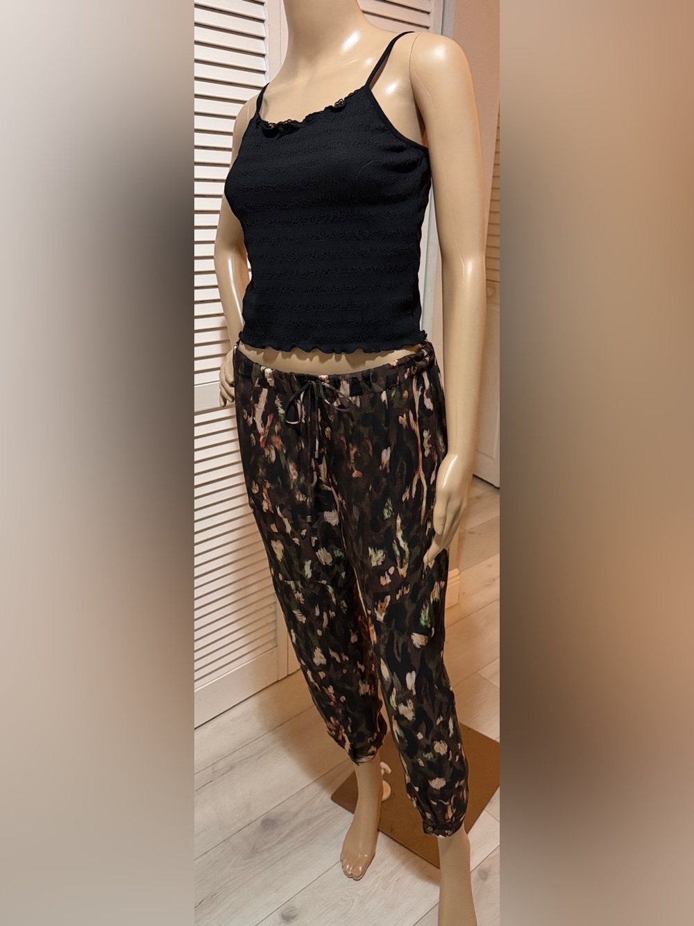 Haute Hippie 100% Silk Abstract Print Jogger Pants Size Small | Fully Lined NWOT